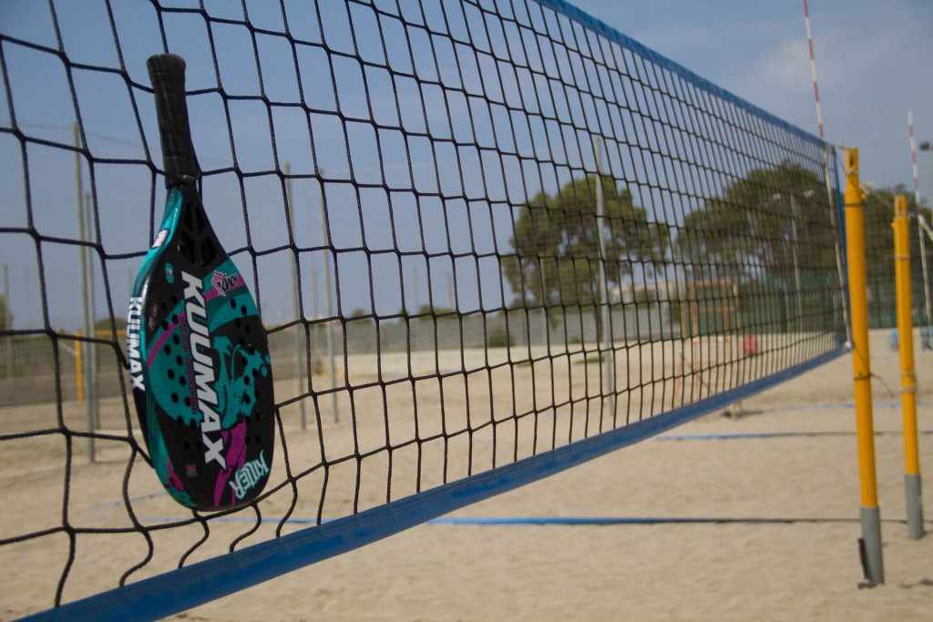 Beach Tennis, Preparação Física : Aprenda a aproveitar o Beach Tennis para colocar o corpo e a mente em dia - Blog da Bola de Tênis Delivery - beach tennis quadra